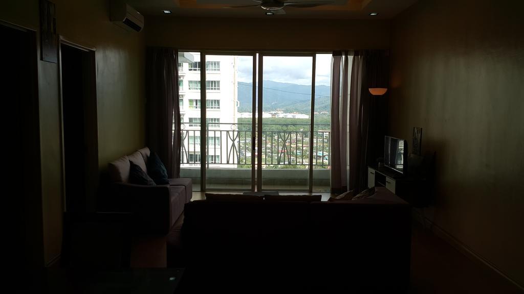 Abu Homestay @ 1Borneo Condominium Tower B Kota Kinabalu Exterior photo